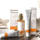 La imagen 2 de la Empresa PELUQUERIA NATURAL MARICRUZ Productos y Servicios de Cuidado Personal en Madrid M