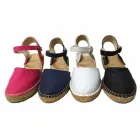 La imagen 3 de la Empresa PEQUEÑA HUELLA Zapaterías en Madrid M