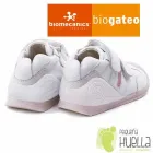 La imagen 70 de la Empresa PEQUEÑA HUELLA Zapaterías en Madrid M