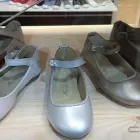 La imagen 125 de la Empresa PEQUEÑA HUELLA Zapaterías en Madrid M