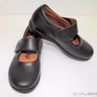 La imagen 132 de la Empresa PEQUEÑA HUELLA Zapaterías en Madrid M