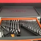 La imagen 5 de la Empresa PIT LANE BOXES ALQUILER DE BOXES PARA EL BRICOLAGE DEL AUTOMOVIL Talleres Mecánicos en Torrejón de Ardoz M