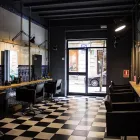 La imagen 8 de la Empresa PÓDAME Salones de Belleza en Barcelona B