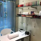 La imagen 4 de la Empresa RIBESBIOSTETICA Salones de Belleza en Sabadell B