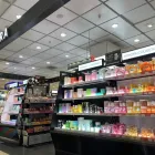 La imagen 1 de la Empresa SEPHORA LA VAGUADA Productos y Servicios de Cuidado Personal en Madrid M