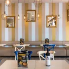 La imagen 7 de la Empresa SIMPATIA & FRIENDS GASTROBAR BY HTOPGROUP Transportes y Turismo en Malgrat de Mar B