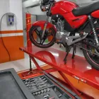 La imagen 1 de la Empresa TALLER MOTERAS LMR POWER Talleres Para Motocicletas en Madrid M