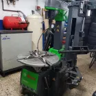 La imagen 4 de la Empresa TALLERS ÓSCAR Tienda de Neumáticos en Santa Coloma de Gramenet B