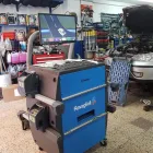 La imagen 5 de la Empresa TALLERS ÓSCAR Tienda de Neumáticos en Santa Coloma de Gramenet B