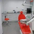 La imagen 1 de la Empresa TOT DENTAL Salud y Medicina en Sant Adrià de Besòs B