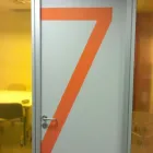 La imagen 4 de la Empresa VINILART - INSTALADORES DE VINILO Industrias y Agricultura en Madrid M