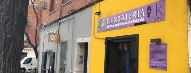 La imagen 5 de la Empresa 2ND KEY CERRAJEROS Y ELECTRICISTAS Servicios Profesionales y de Negocios en Madrid M