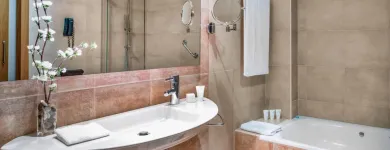 La imagen 11 de la Empresa AC HOTEL BY MARRIOTT CARLTON MADRID Transportes y Turismo en Madrid M