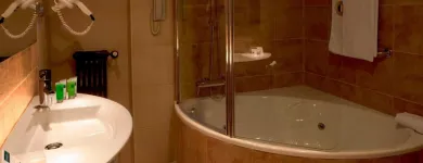 La imagen 24 de la Empresa AC HOTEL BY MARRIOTT CARLTON MADRID Transportes y Turismo en Madrid M