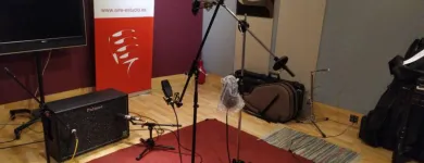 La imagen 2 de la Empresa AIRE - ESTUDIO DE GRABACION Sonido: Estudios De Grabacion en Madrid M