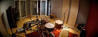 La imagen 4 de la Empresa AIRE - ESTUDIO DE GRABACION Sonido: Estudios De Grabacion en Madrid M