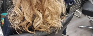 La imagen 6 de la Empresa ALAMEDA PELUQUEROS ALCORCÓN Salones de Belleza en Madrid M