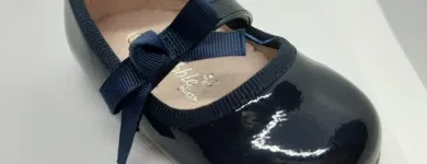 La imagen 17 de la Empresa ANZABAR Zapaterías en Donostia SS