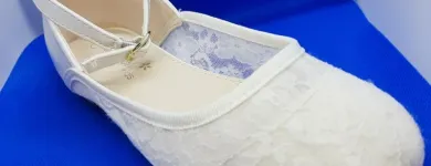 La imagen 26 de la Empresa ANZABAR Zapaterías en Donostia SS