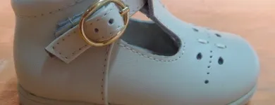 La imagen 47 de la Empresa ANZABAR Zapaterías en Donostia SS