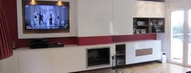 La imagen 3 de la Empresa CARPINTEROS OPYFEX FUSTERS Madererías, Artículos de Cestería y de Corcho en Terrassa B