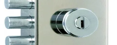 La imagen 36 de la Empresa CERRAJERÍA 24 HORAS VILFER Servicios Profesionales y de Negocios en Barcelona B