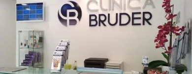 La imagen 21 de la Empresa CLÍNICA BRUDER - LA GARENA Salud y Medicina en Alcalá de Henares M