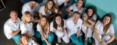 La imagen 4 de la Empresa CLINICA DENTAL AG Salud y Medicina en Zaragoza AR