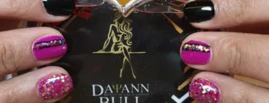 La imagen 2 de la Empresa DAYANN BULL Salones de Belleza en Bilbao BI