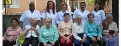 La imagen 4 de la Empresa DENTAL VARAS Residencias y Servicios para Mayores en Pozuelo de Alarcón M