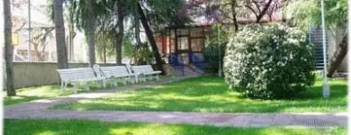 La imagen 6 de la Empresa DENTAL VARAS Residencias y Servicios para Mayores en Pozuelo de Alarcón M