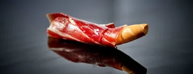 La imagen 26 de la Empresa ENRIQUE TOMÁS JAMON-TAPAS-VINO Tiendas y Productores de Alimentos en Badalona B