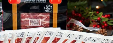 La imagen 53 de la Empresa ENRIQUE TOMÁS JAMON-TAPAS-VINO Tiendas y Productores de Alimentos en Badalona B