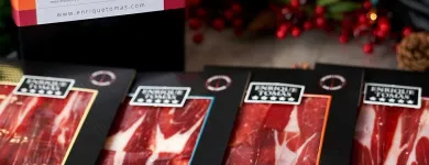 La imagen 54 de la Empresa ENRIQUE TOMÁS JAMON-TAPAS-VINO Tiendas y Productores de Alimentos en Badalona B