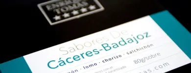 La imagen 24 de la Empresa ENRIQUE TOMÁS JAMON-TAPAS-VINO Tiendas y Productores de Alimentos en Madrid M