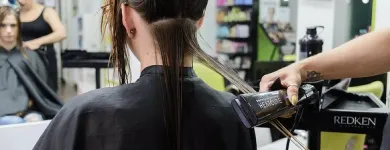 La imagen 1 de la Empresa EQUILIBRIO PELUQUERIA BELLEZA LASER DIODO Peluquerias Unisex en Madrid M