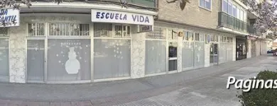La imagen 11 de la Empresa ESCUELA INFANTIL BILINGÜE CENTRO VIDA Guarderías en Madrid M