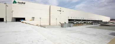 La imagen 3 de la Empresa ESTACIÓN DE ZARAGOZA DELICIAS ADIF Servicios Profesionales y de Negocios en Zaragoza AR