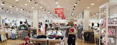 La imagen 16 de la Empresa FIRST YOU, MODA Y COMPLEMENTOS Tienda de Ropa en Torremolinos MA