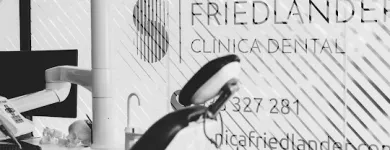 La imagen 5 de la Empresa FRIEDLÄNDER CLÍNICA DENTAL Y ORTODONCIA Odontologos Y Estomatologos: Ortodoncia en Barcelona B