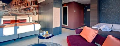 La imagen 12 de la Empresa HOTEL INDIGO MADRID - GRAN VIA Transportes y Turismo en Madrid M