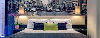 La imagen 18 de la Empresa HOTEL INDIGO MADRID - GRAN VIA Transportes y Turismo en Madrid M