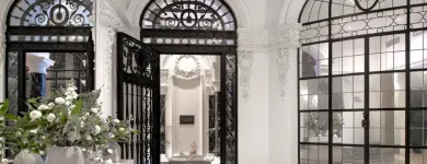 La imagen 10 de la Empresa HOTEL PALACIO DEL RETIRO, AUTOGRAPH COLLECTION Transportes y Turismo en Madrid M