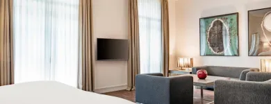 La imagen 34 de la Empresa HOTEL PALACIO DEL RETIRO, AUTOGRAPH COLLECTION Transportes y Turismo en Madrid M