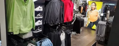 La imagen 18 de la Empresa JD SPORTS Zapaterías en Torrejón de Ardoz M