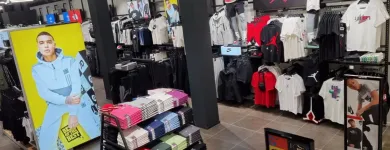 La imagen 27 de la Empresa JD SPORTS Zapaterías en Torrejón de Ardoz M