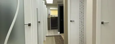 La imagen 5 de la Empresa KARPINTERIA PUERTAS ARMARIOS TARIMAS Servicios Profesionales y de Negocios en Villaviciosa de Odón M