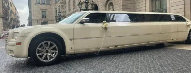 La imagen 4 de la Empresa LIMUSINAS GAUDÍ Taxis: Servicios Y Paradas en Barcelona B