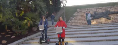 La imagen 6 de la Empresa MADSEGS MADRID SEGWAY TOURS S.L. Turismo: Servicios en Madrid M