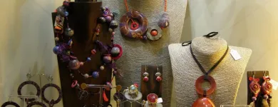 La imagen 1 de la Empresa MARIOLA MARTÍN JOYAS Y COMPLEMENTOS DE AUTOR Joyería y Bisutería en Madrid M